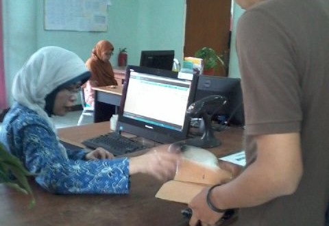 Hari Buku Sedunia ; Perpusatakaan UIN Gratis Denda Keterlambatan