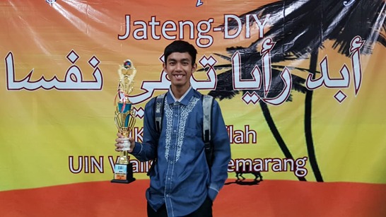 Mahasiswa Jurusan Akuntansi Syariah UIN Walisongo berhasil menyabet Juara 1 Lomba Musabaqoh Qiro'atul Kutub (MQK) tingkat Jawa Tengah (Jateng) – Daerah Istimewa Yogyakarta (DIY)