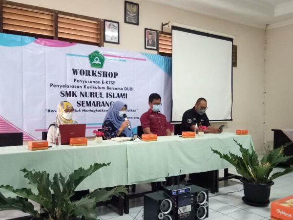 Prodi  Akuntansi Syariah FEBI UIN Walisongo Ikut Kembangkan Kurikulum E-KTSP SMK Nurul Islami Semarang