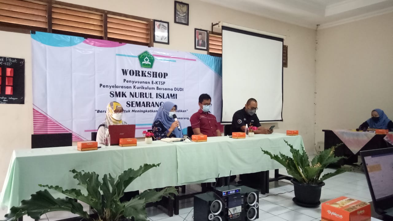 Prodi  Akuntansi Syariah FEBI UIN Walisongo Ikut Kembangkan Kurikulum E-KTSP SMK Nurul Islami Semarang