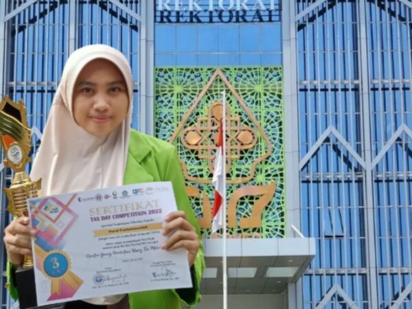Mahasiswa Prodi  S1 Akuntansi  Syariah UIN Walisongo Semarang berhasil menyabet Juara 3 Lomba Video Reels Instagram dalam Tax Day Festival 2022 Tingkat Nasional
