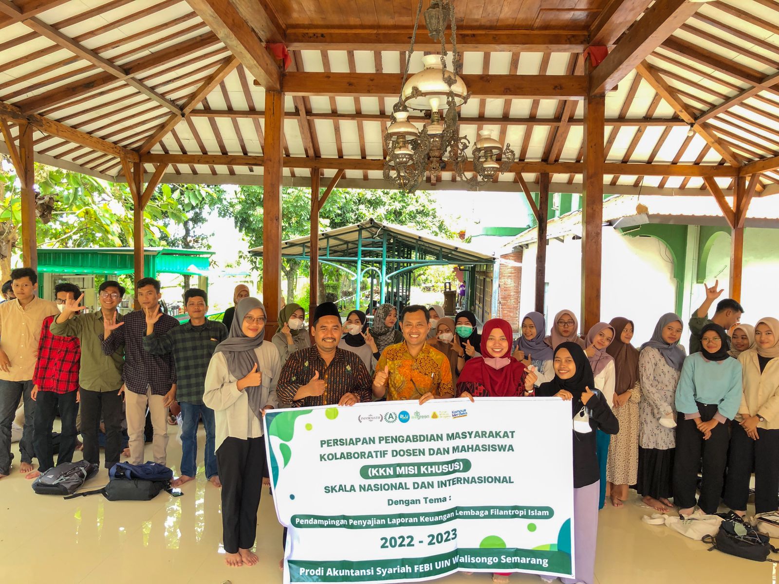 Tingkatkan Kesalehan Sosial FEBI UIN Walisongo Persiapan KKN Misi Khusus Level Nasional dan Internasional