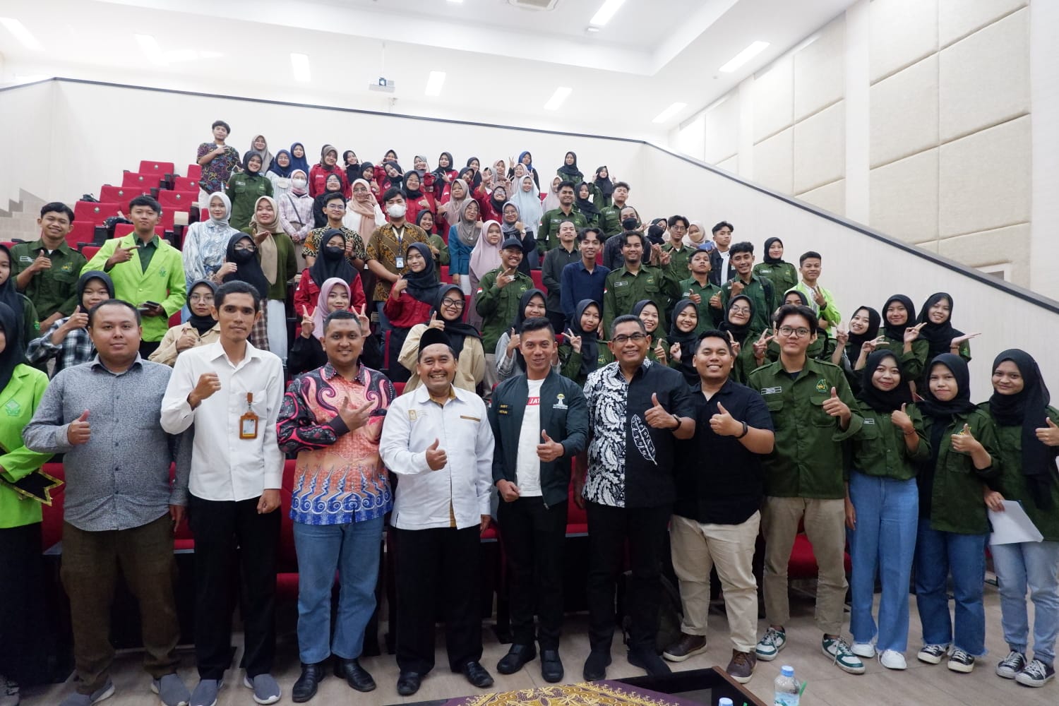 Prodi Manajemen Bekerja sama Dengan HMJ Manajemen  Selenggarakan Kegiatan Seminar Nasional  Bertemakan Digital Marketing