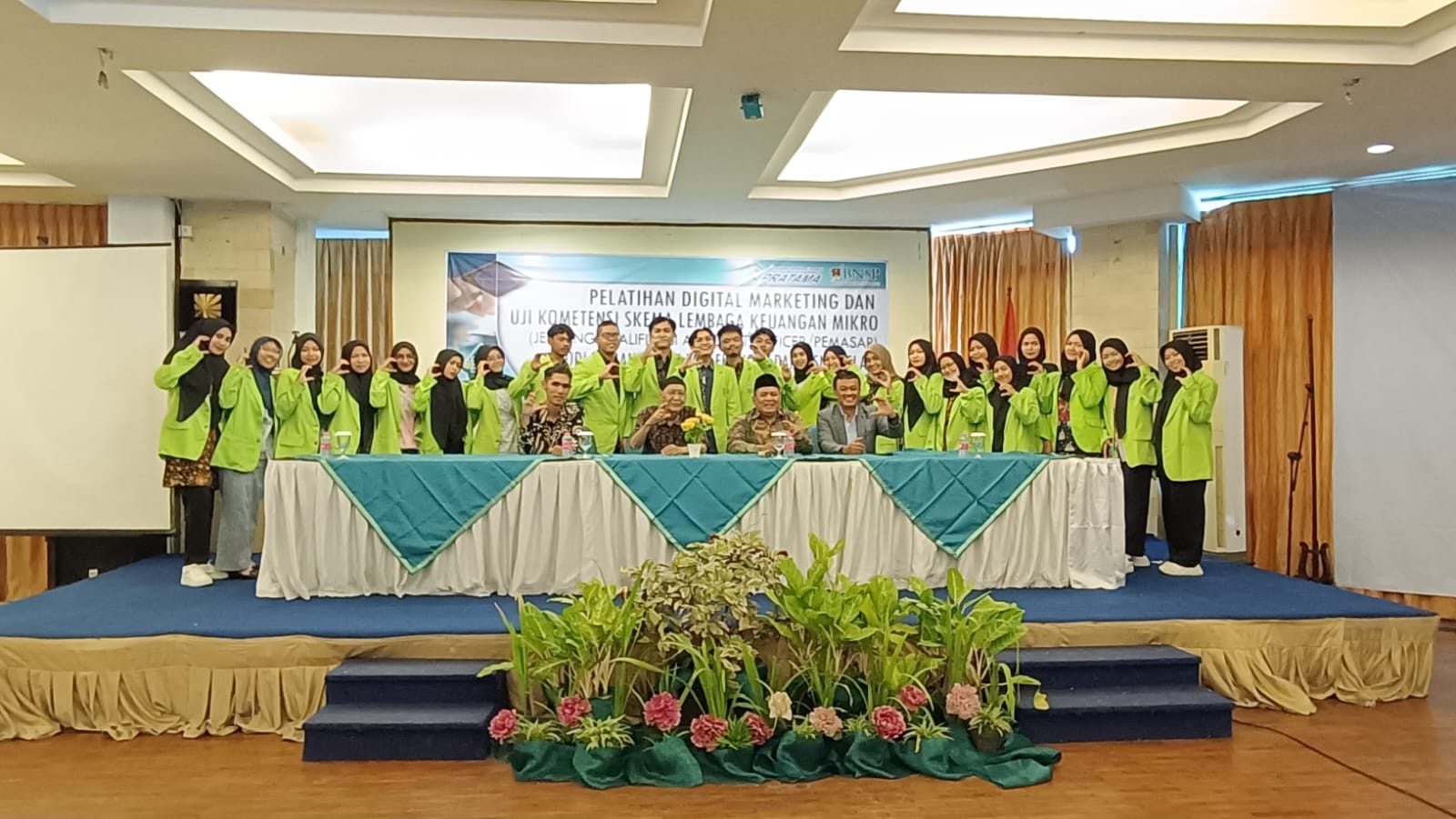 Tingkatkan Kompetensi Mahasiswa, Program Studi S1 Manajemen Selenggarakan Kegiatan Pelatihan Digital Marketing dan Uji Kompetensi Berstandart  BNSP