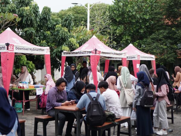 DEMA Fakultas Ekonomi dan Bisnis Islam UIN Walisongo Semarang Selenggarakan Ramadhan Food Festival 2024