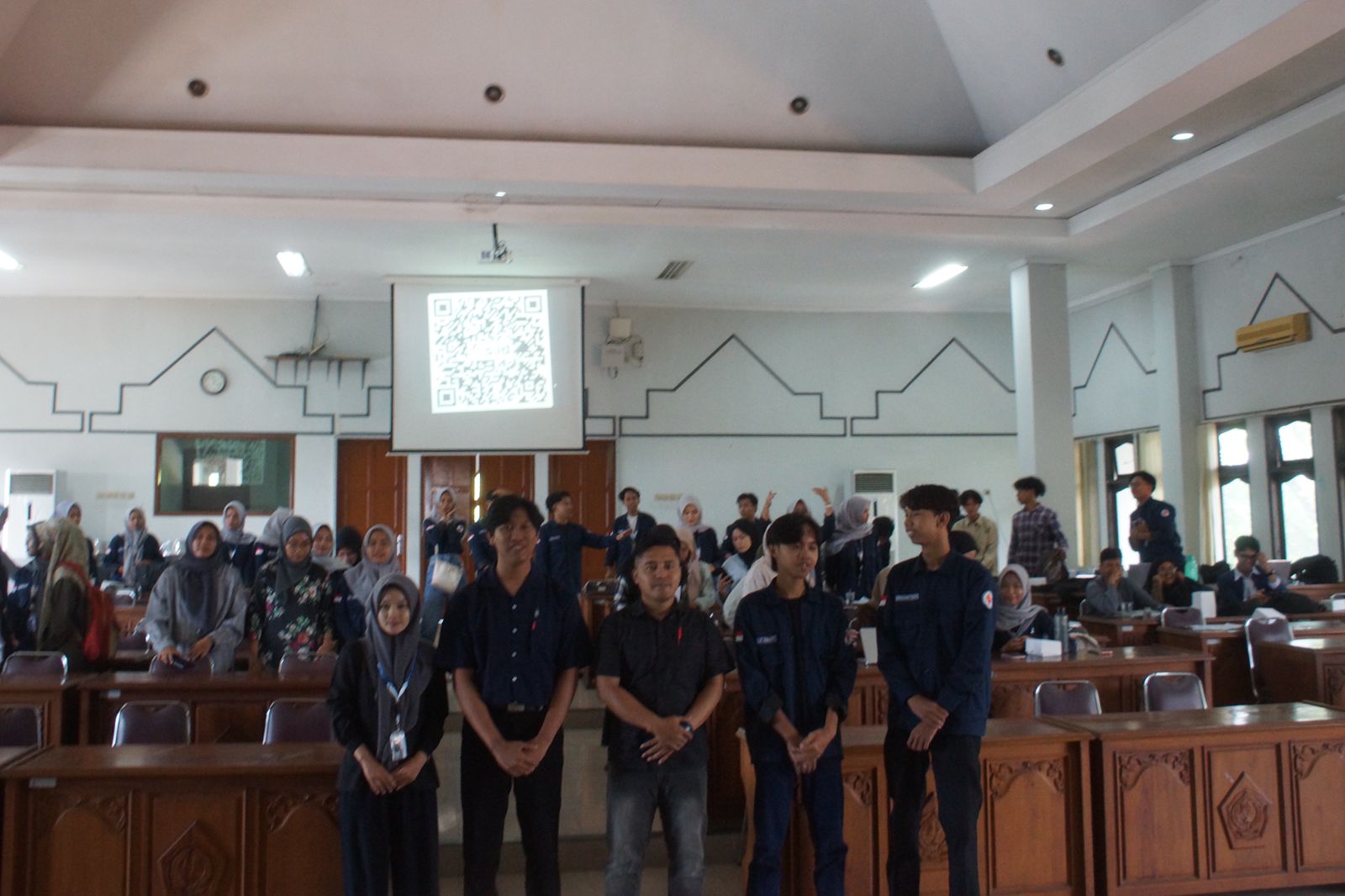 Tingkatkan Skill Analisis Data, HMJ Akuntansi Syariah Adakan Pelatihan SPSS untuk Mahasiswa FEBI UIN Walisongo Tingkatkan Skill Analisis Data, HMJ Akuntansi Syariah Adakan Pelatihan SPSS untuk Mahasiswa FEBI UIN Walisongo