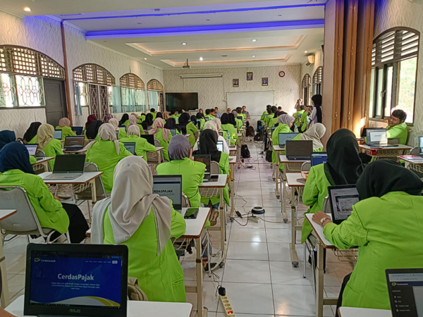 UJIAN KOMPETENSI CERTIFIED TAX TECHNICIAN (CTT) SUKSES DIGELAR, KOLABORASI PRODI AKUNTANSI SYARIAH DAN PIRANHA SMART CENTER