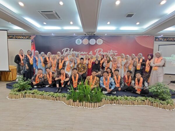 Pelepasan dan Pamitan Wisudawan FEBI UIN Walisongo Semarang