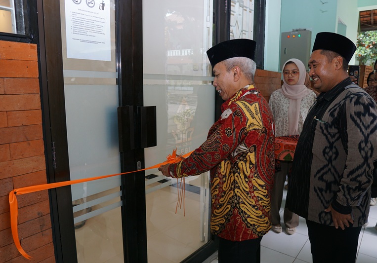 FEBI Rayakan Harlah ke-12 dan Resmikan Smart Class Bersama Rektor UIN Walisongo