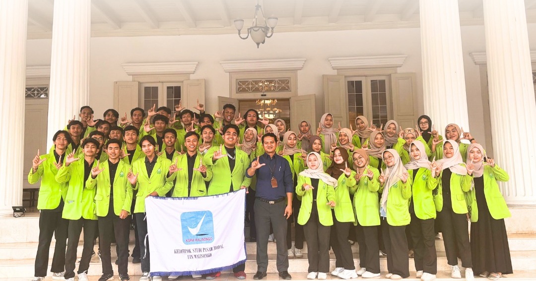 OJK Jateng Mengedukasi Literasi Keuangan, Kelompok Studi Pasar Modal FEBI UIN Walisongo Antusias Ikuti Kegiatan