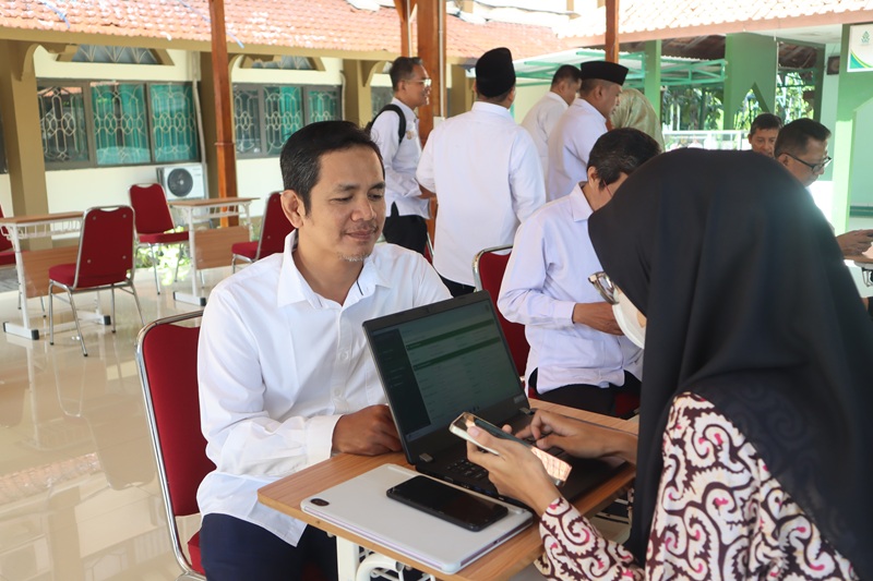 FEBI UIN Walisongo Sukses Laksanakan Layanan Aktivasi Identitas Kependudukan Digital (IKD)