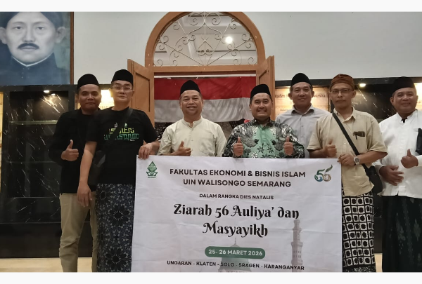 FEBI UIN Walisongo Gelar Ziarah Spiritual dalam Rangka Dies Natalis UIN Walisongo