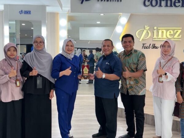 Prodi Perbankan Syariah FEBI UIN Walisongo Kunjungi PT Kosmetikatama Super Indah Inez Malang Jawa Timur