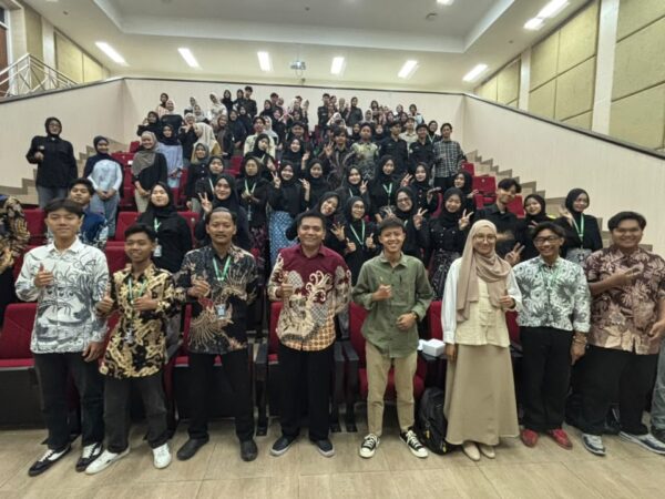 Prodi dan HMJ Perbankan Syariah Gelar Talk Show & Seminar Nasional, Siapkan Calon Pemimpin Perbankan Masa Depan