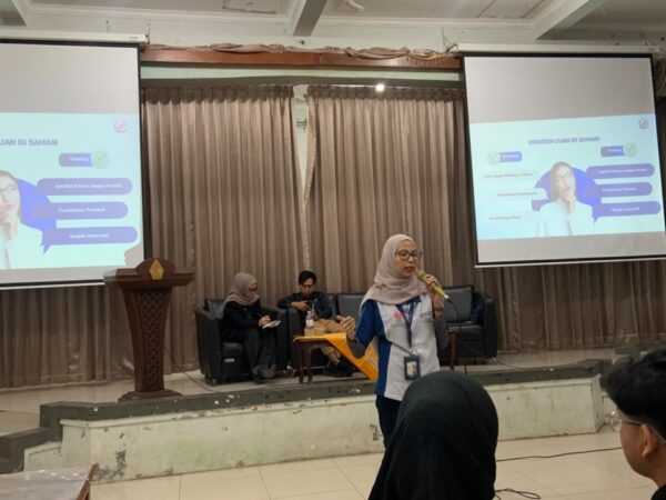 HMJ Ekonomi Islam dan KSPM Kolaborasi Gelar Edukasi Pasar Modal Syariah dan Literasi Keuangan